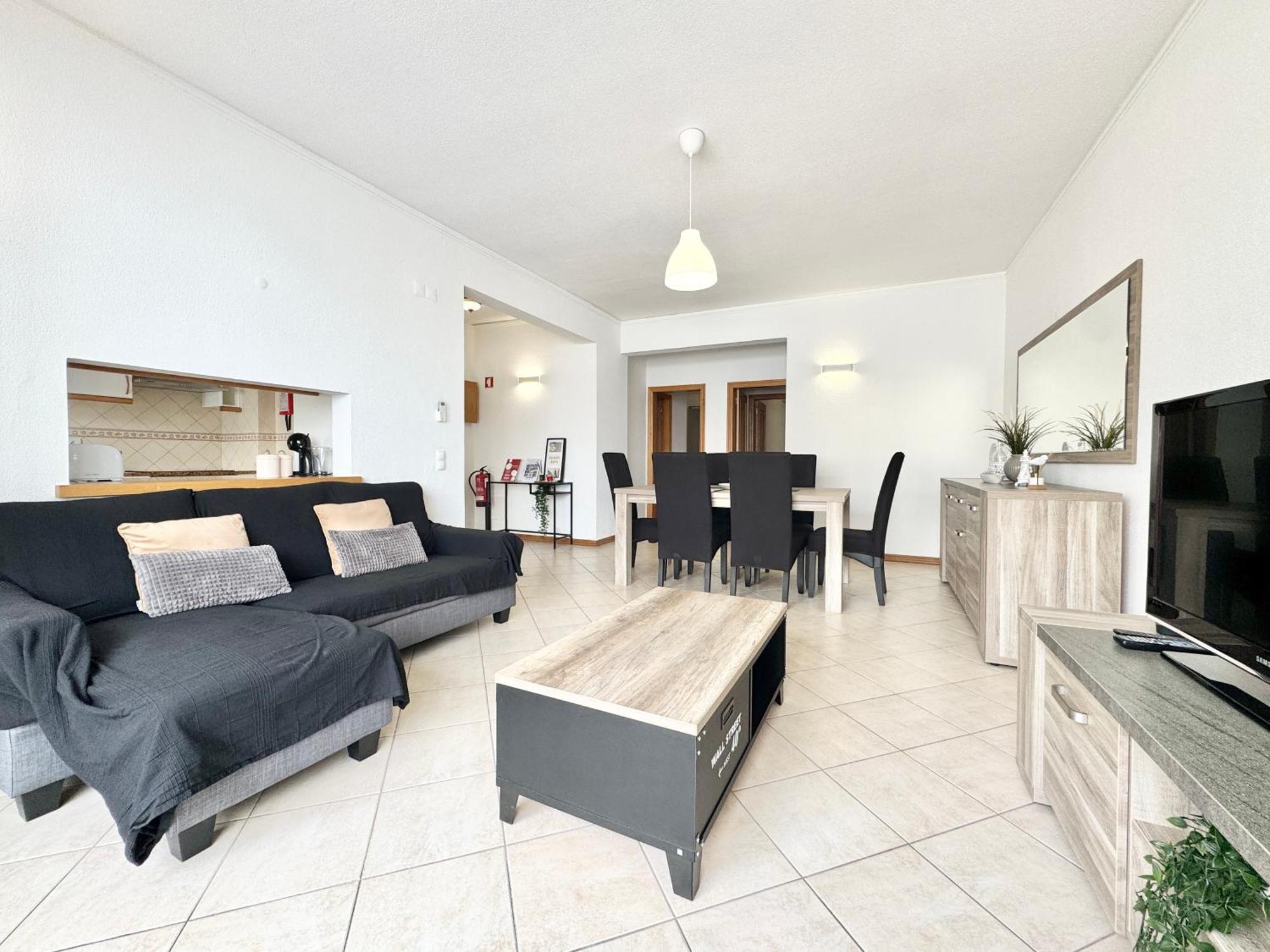 Sea-Front 1' Min! - Apartment With Ac & Wifi Quarteira Luaran gambar